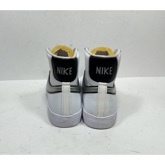 Nike Blazer Mid ‘77 Essential White Metallic Silver DH0070-100 Womens Size 8 - Picture 4 of 8